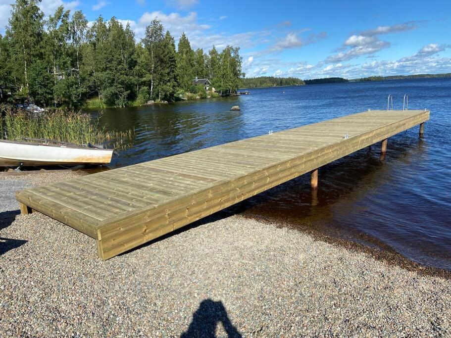 Strandro - Moekki Jaerven Rannalla Larsmo Esterno foto